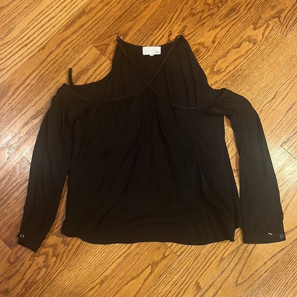 ROI Woman’s Cut Out Long Sleeve Size S - Picture 1 of 8